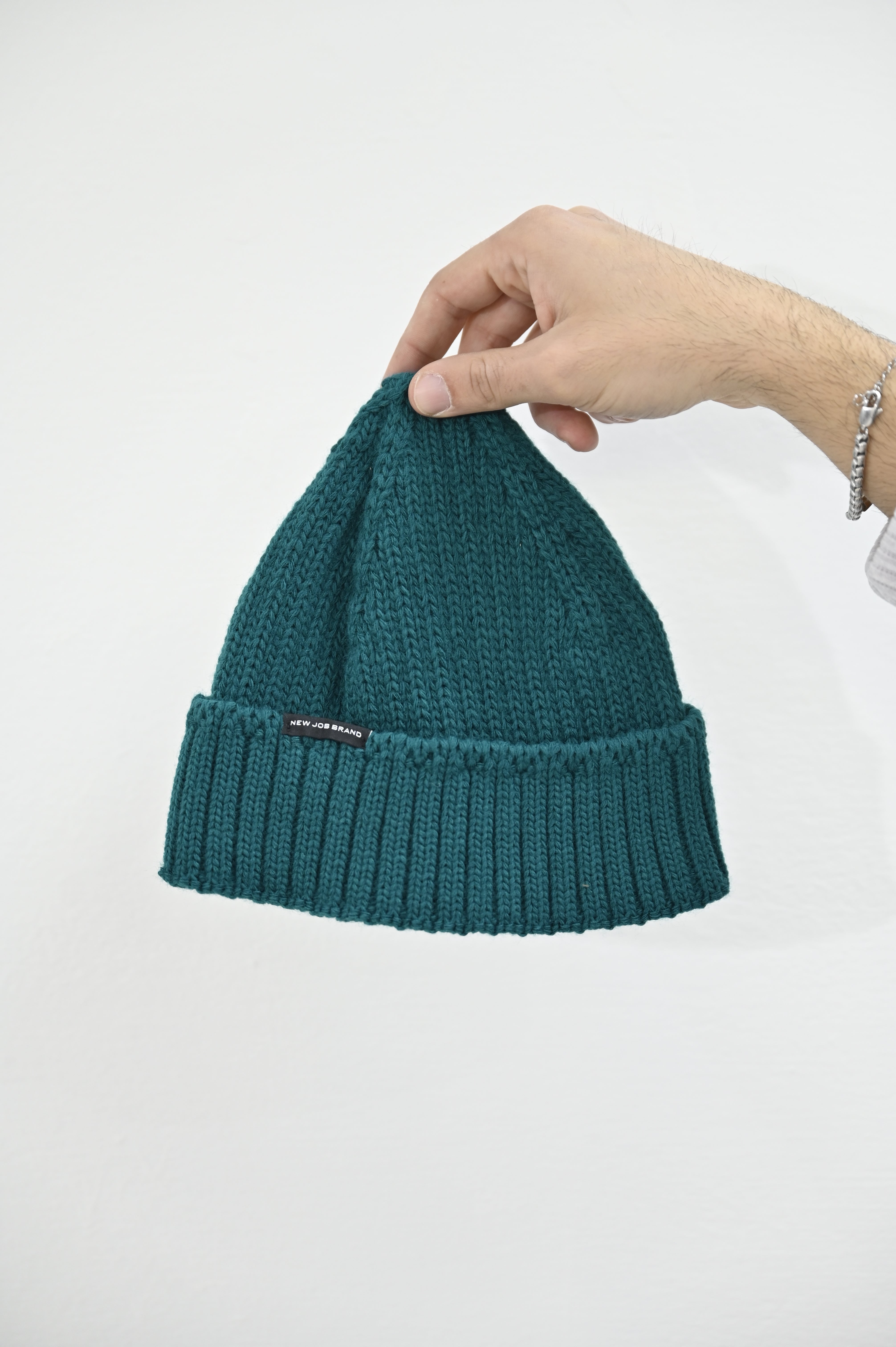 Cappellino petrolio in lana NJB