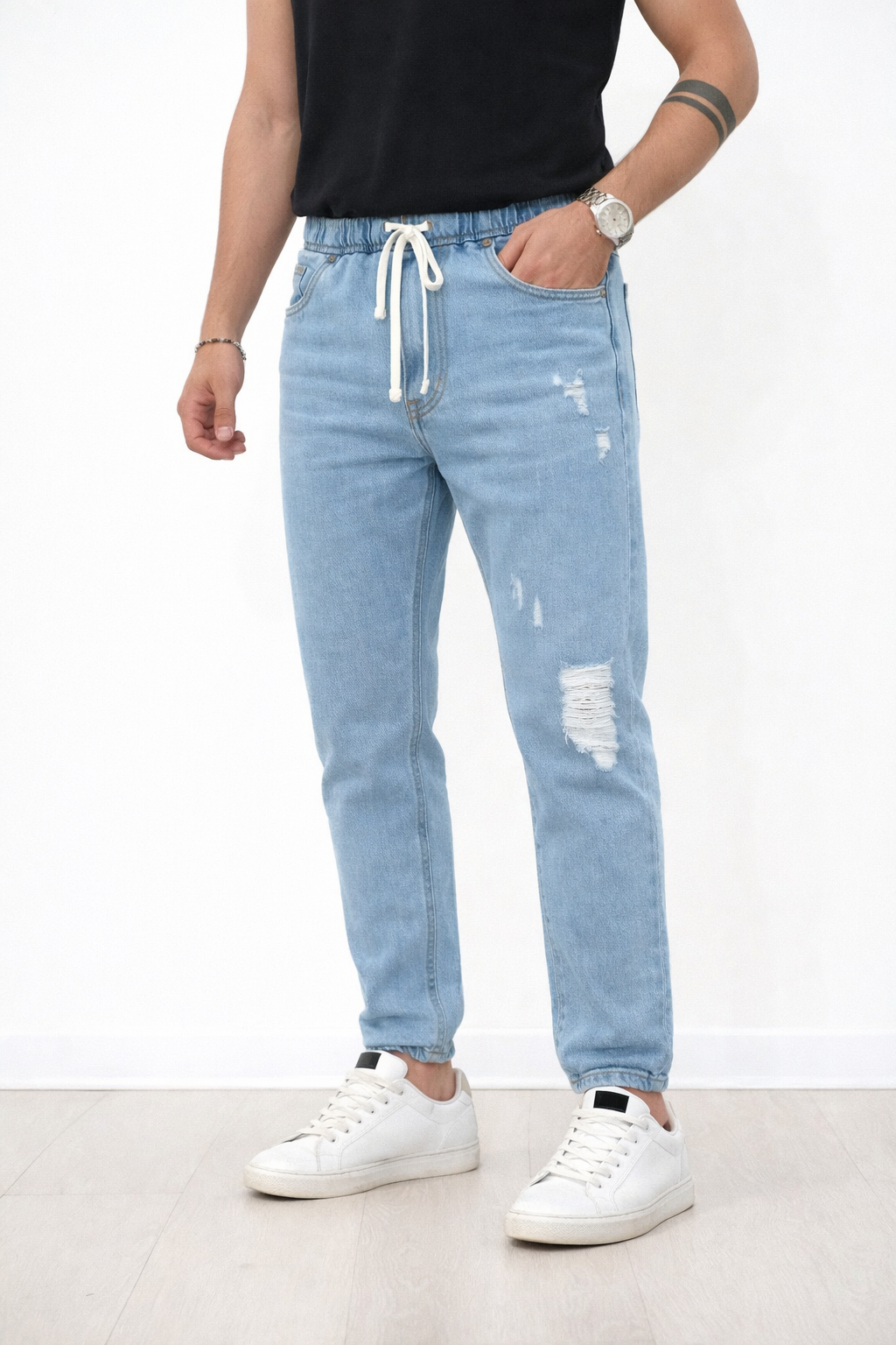 Jeans jogger strappi