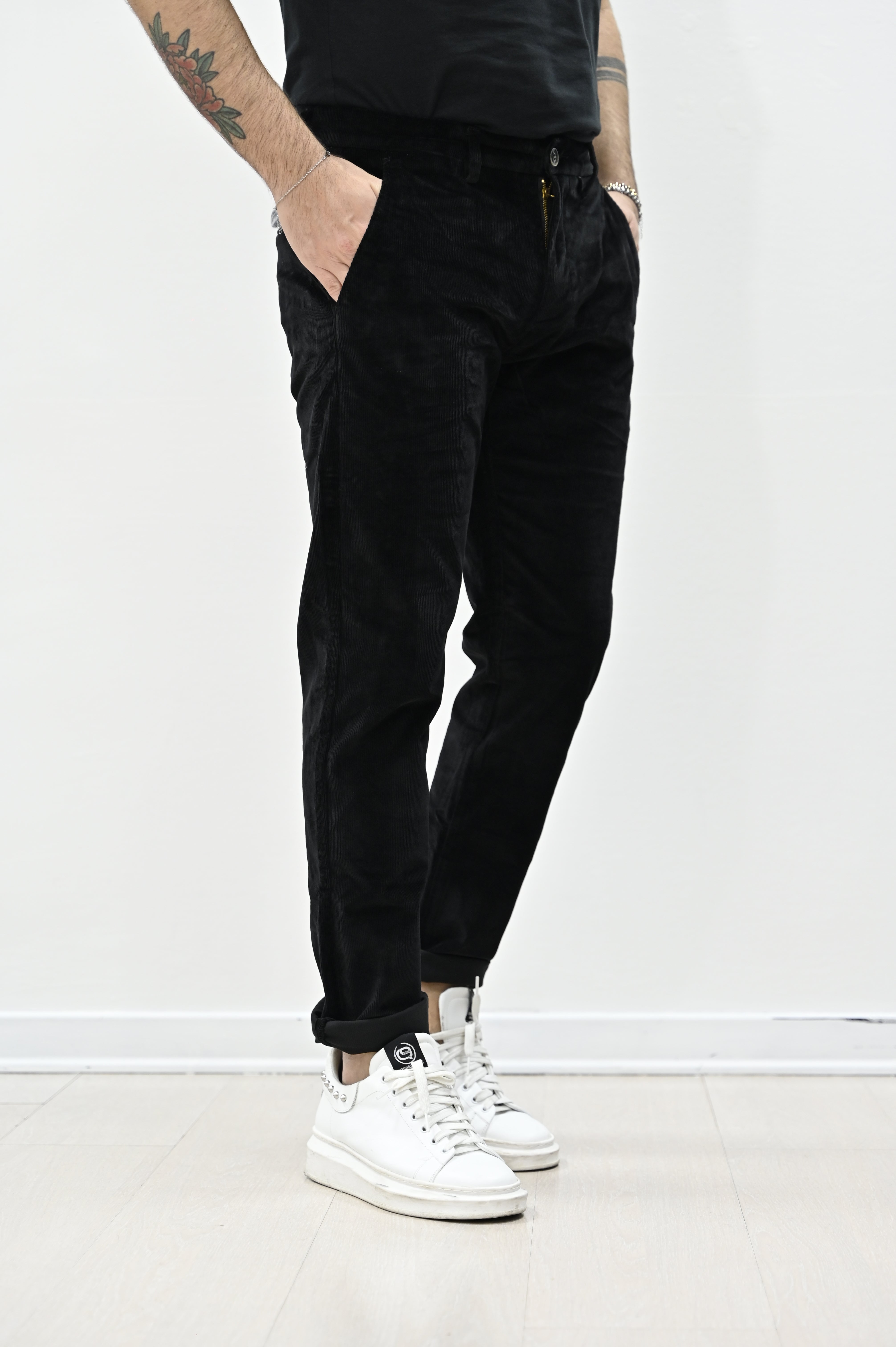 Pantalone velluto nero Gianni Lupo