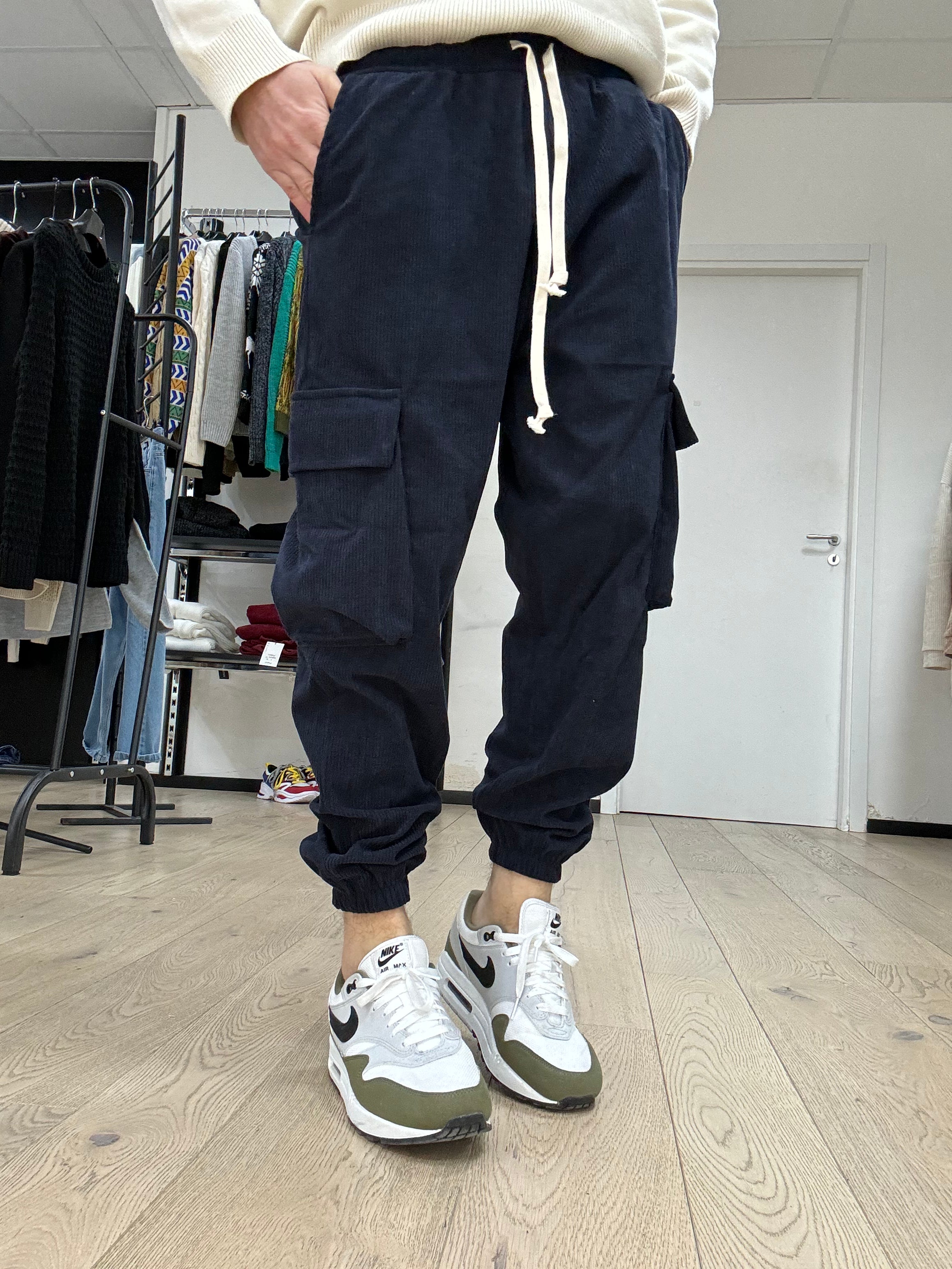 Cargo blu notte velluto con polsino