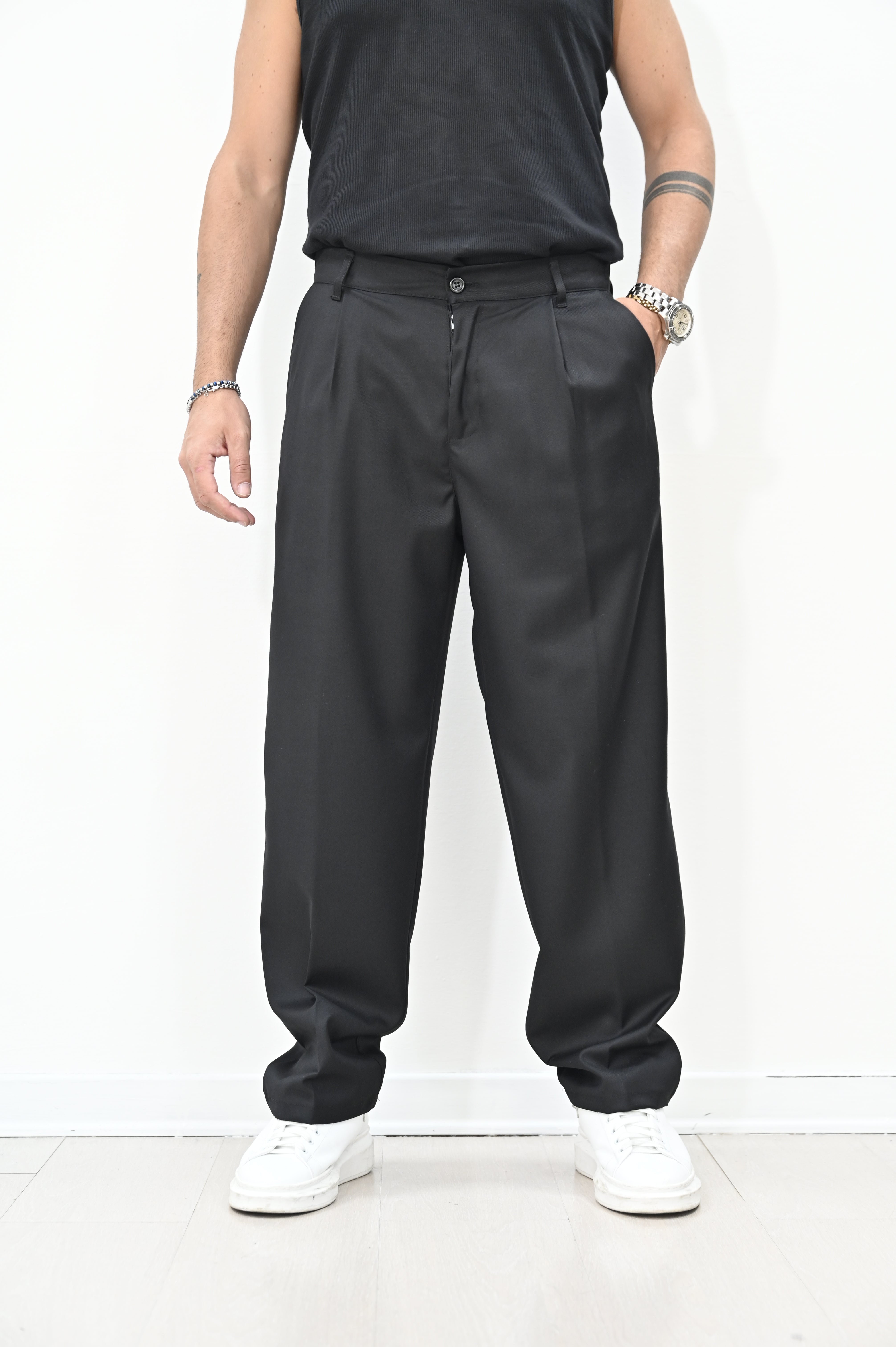 Pantalone loose fit nero Nope