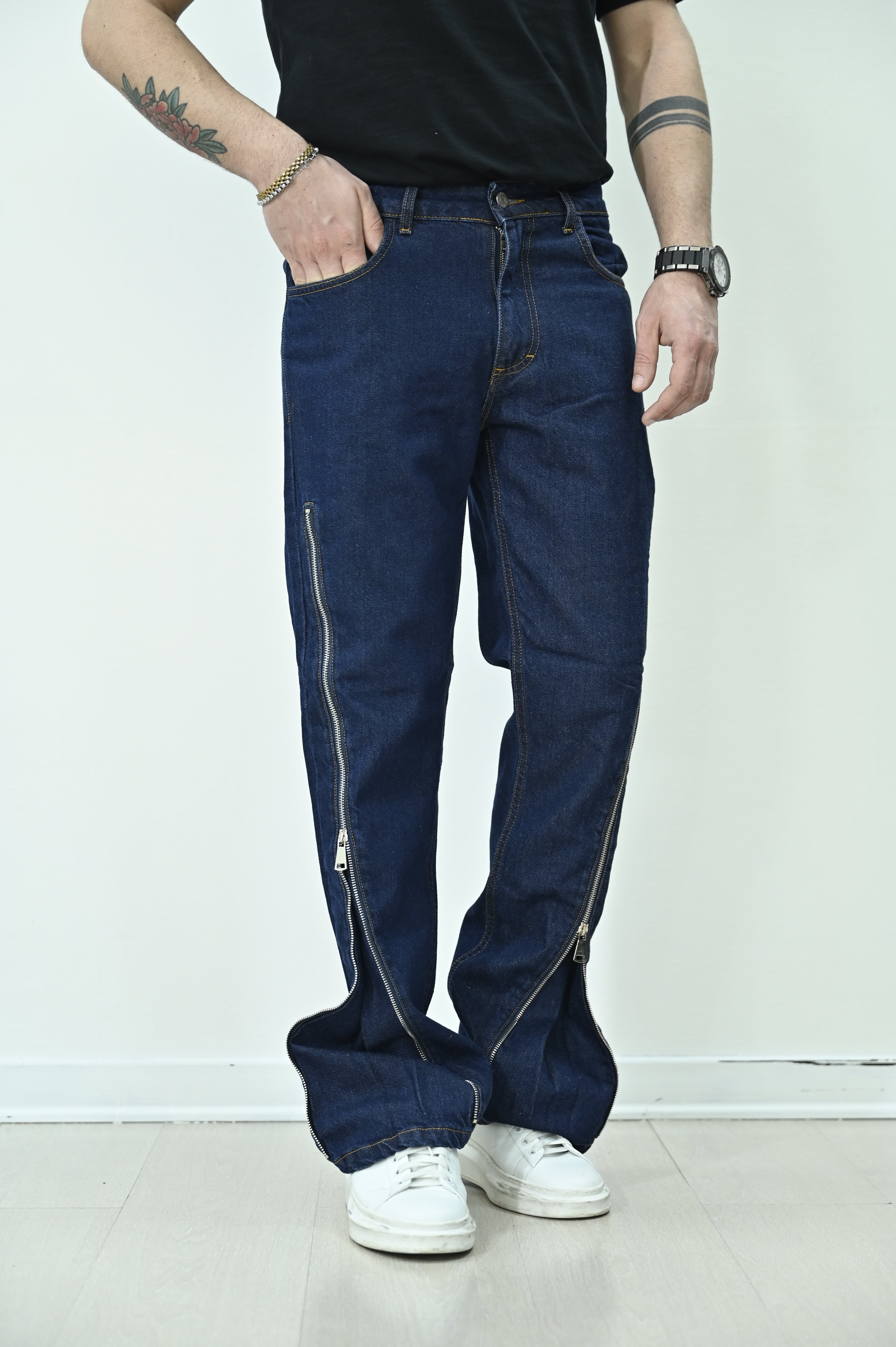 Jeans flaired