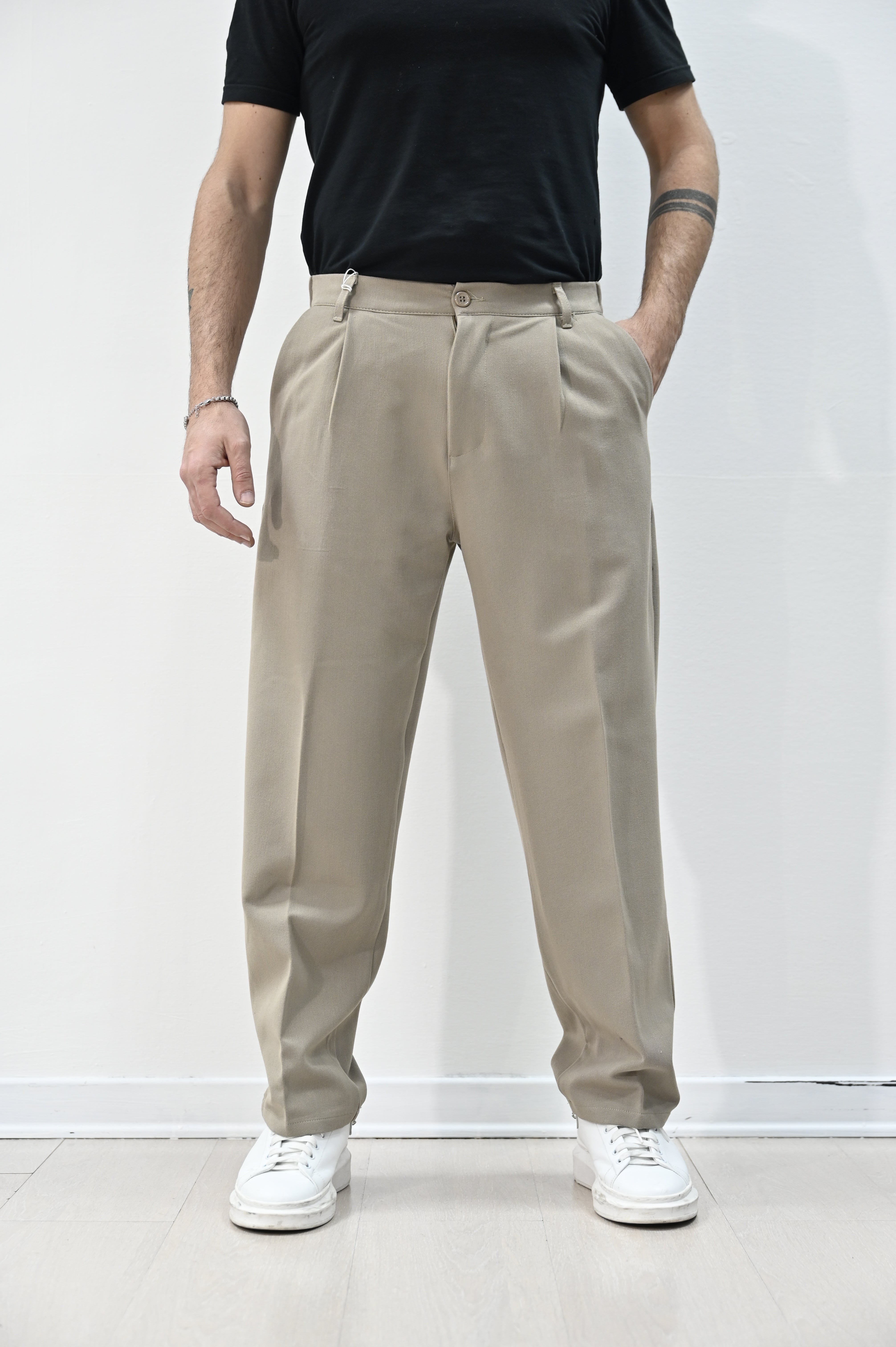 Pantalone loose fit beige