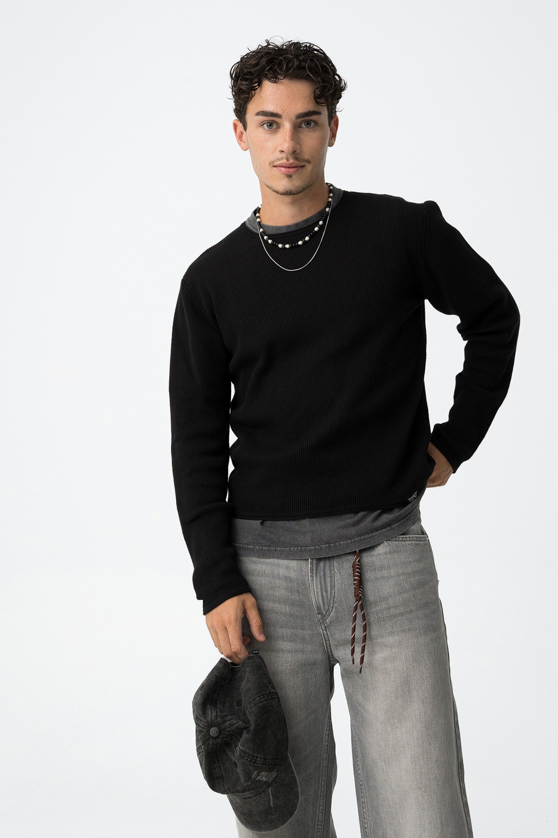 Maglioncino cropped nero Tiffosi