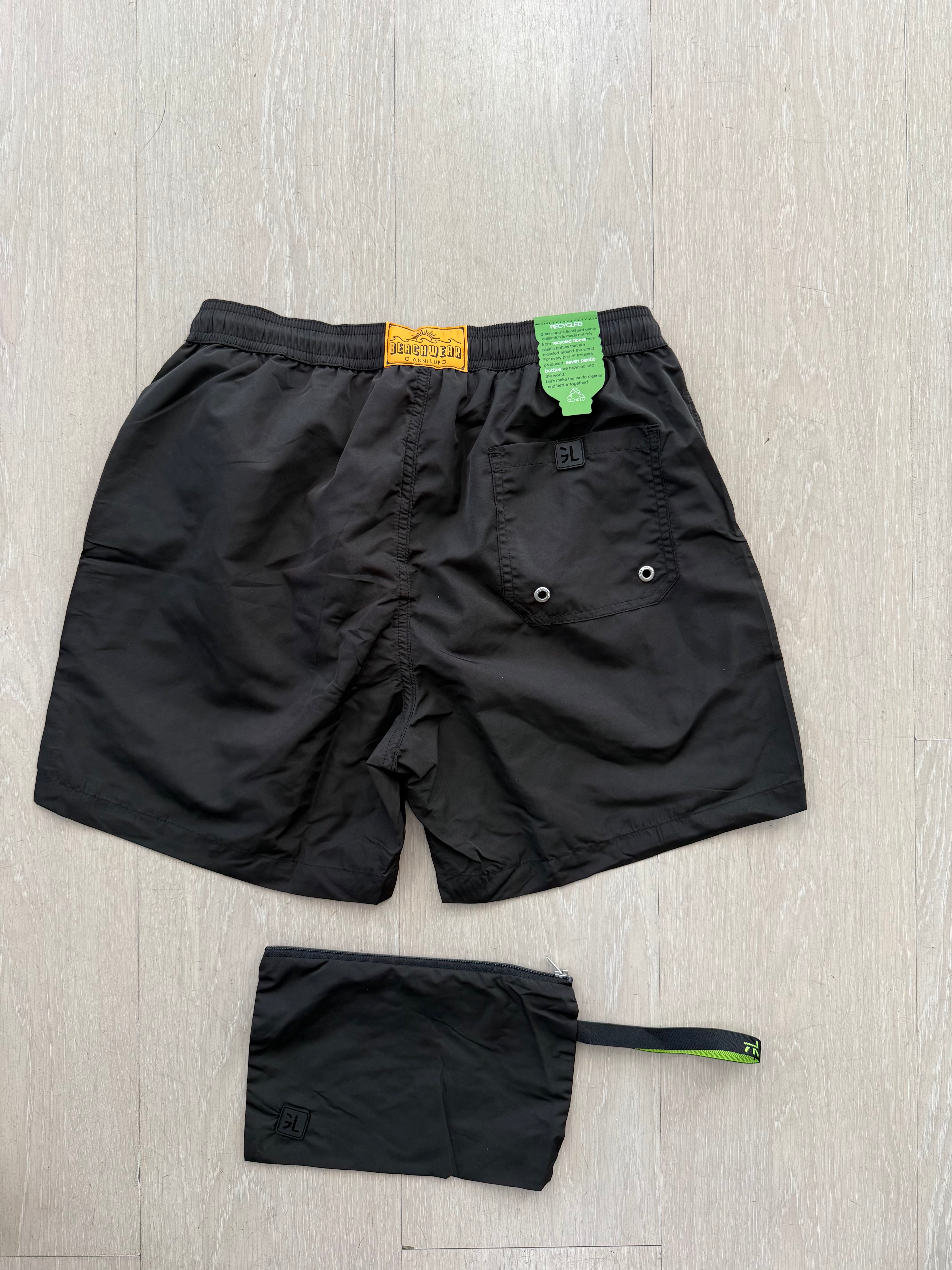 Costume nero Gianni Lupo
