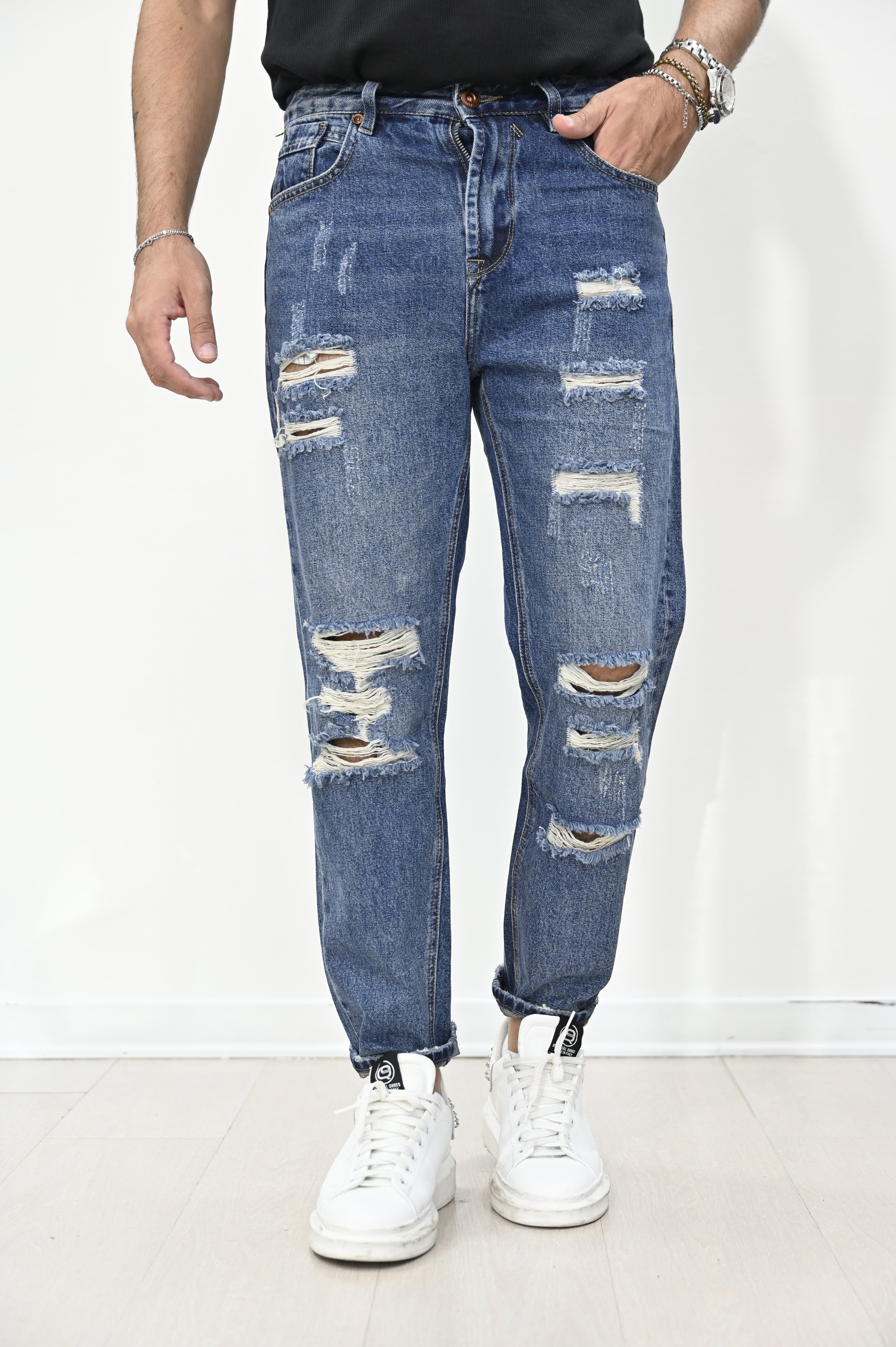 Jeans rotture Gianni Lupo