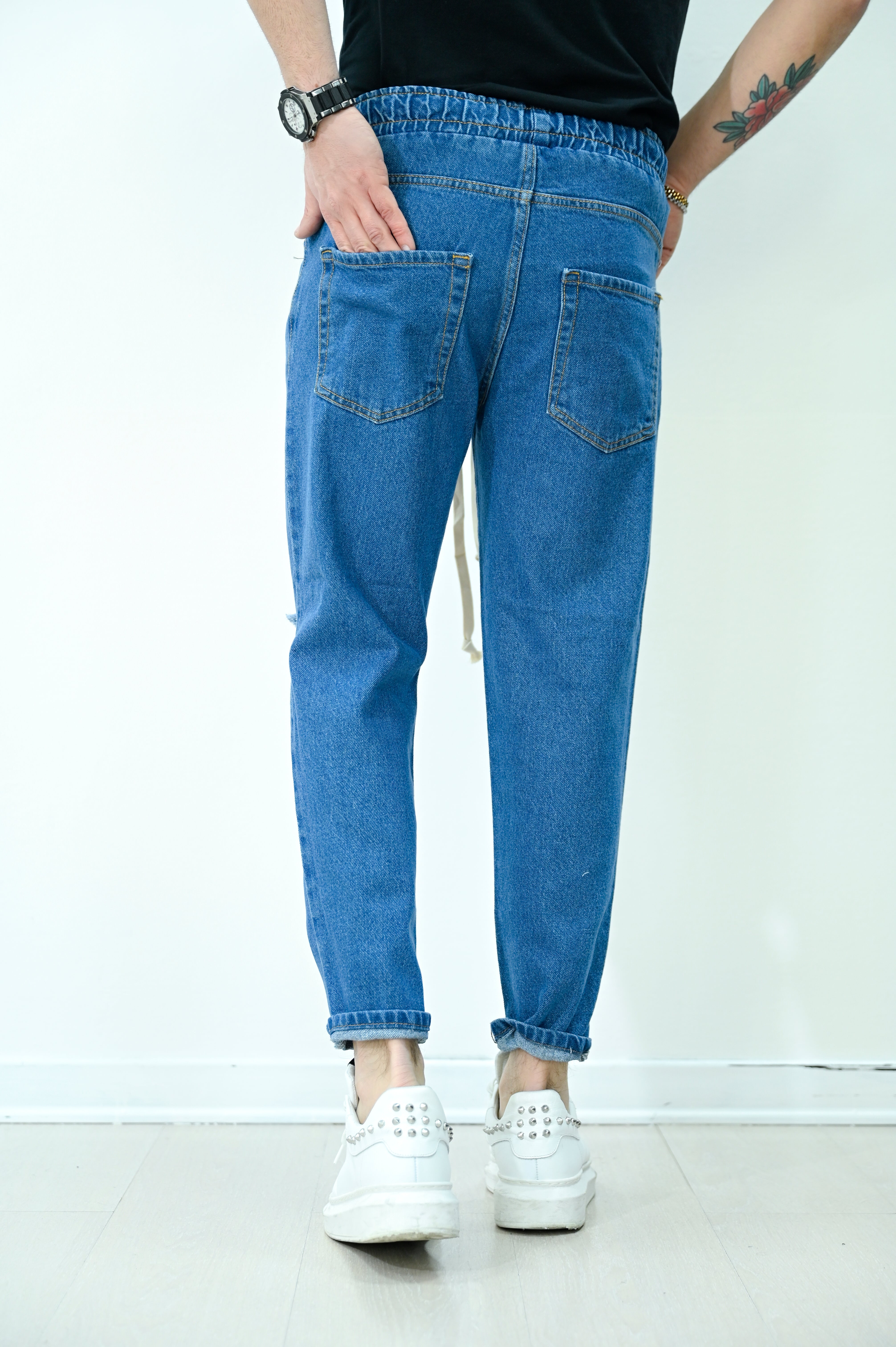 Jeans jogger tagli