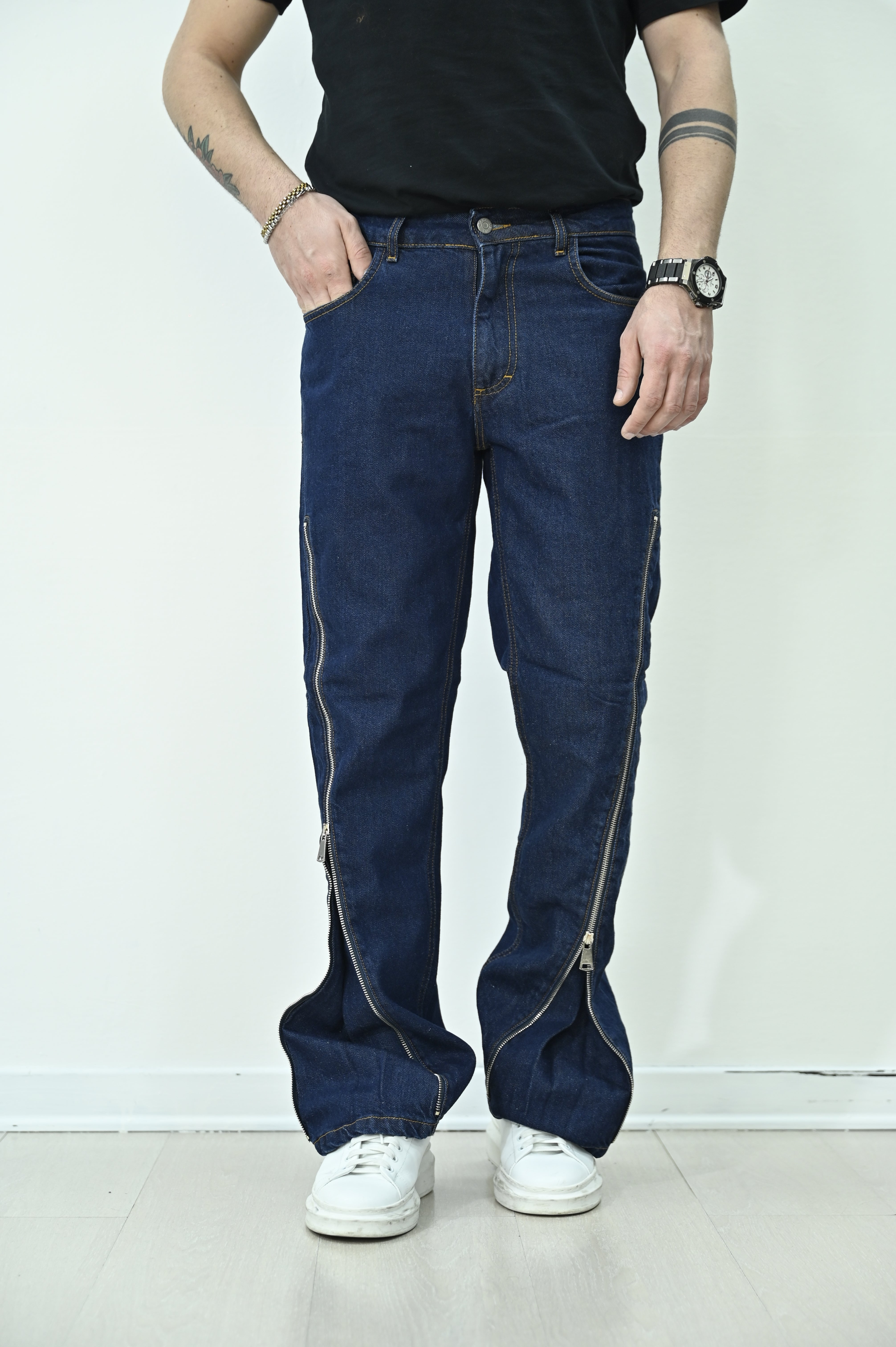 Jeans flaired