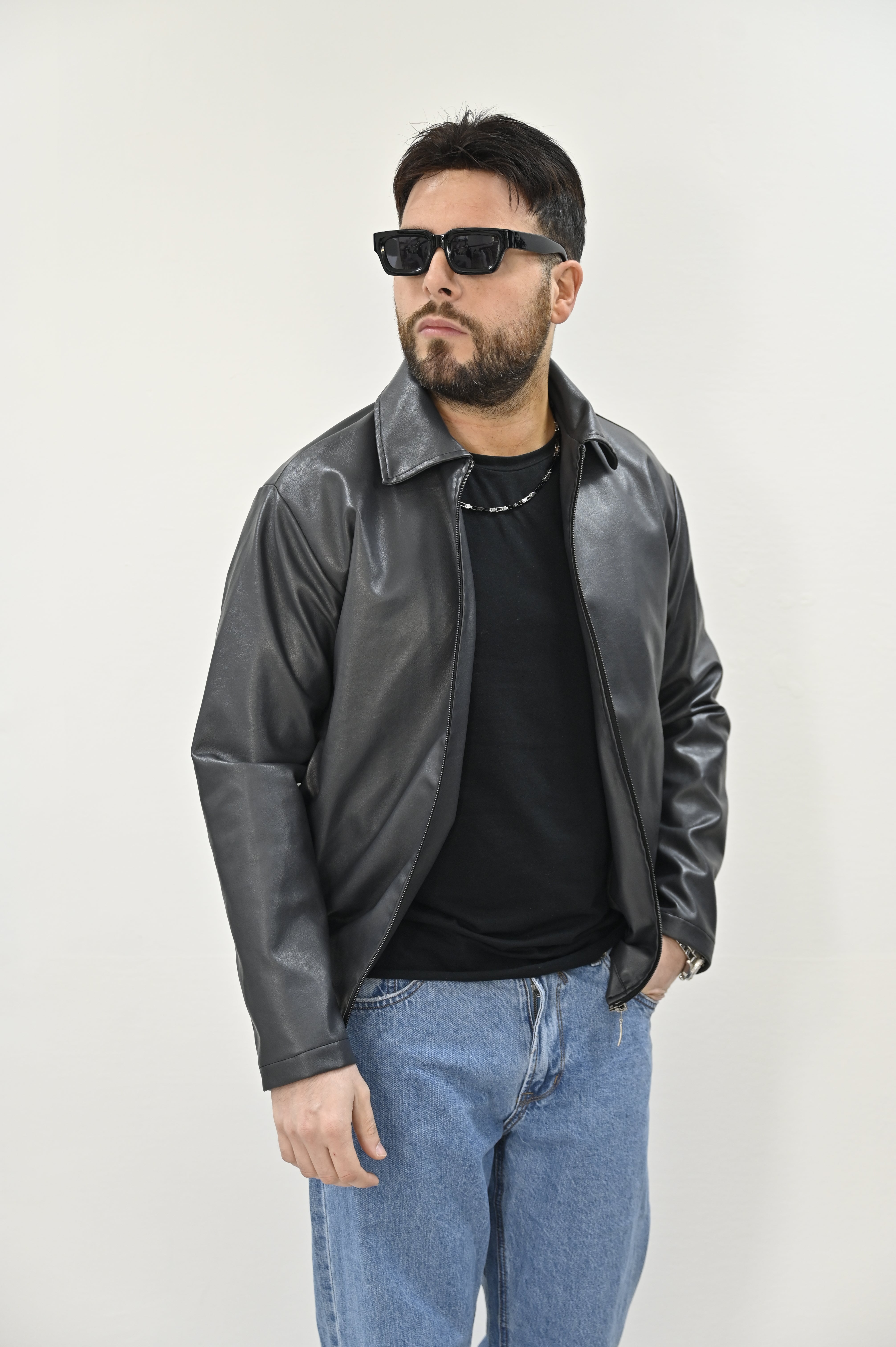 Giacca crop nera archive