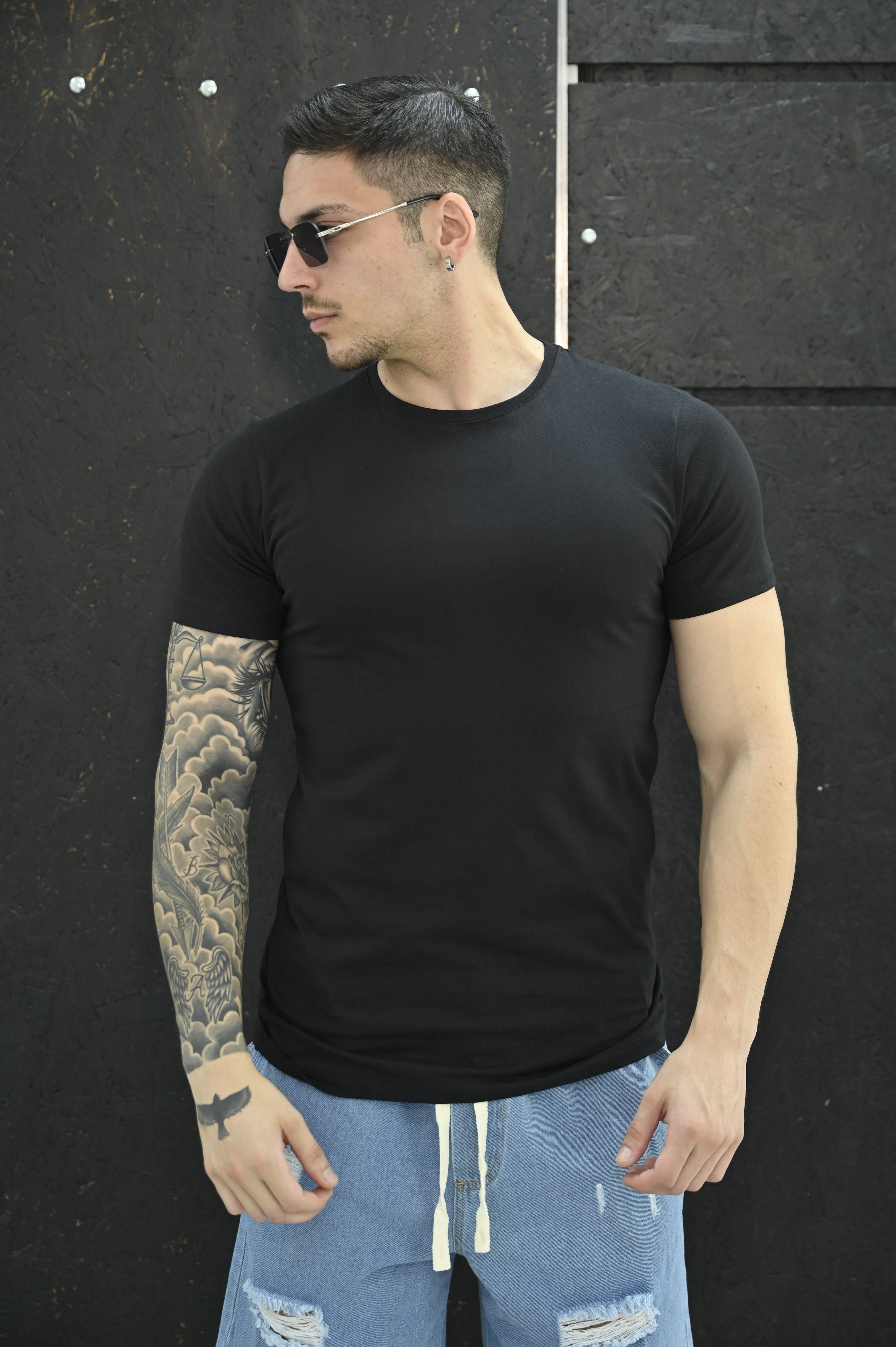 T-shirt slim nera