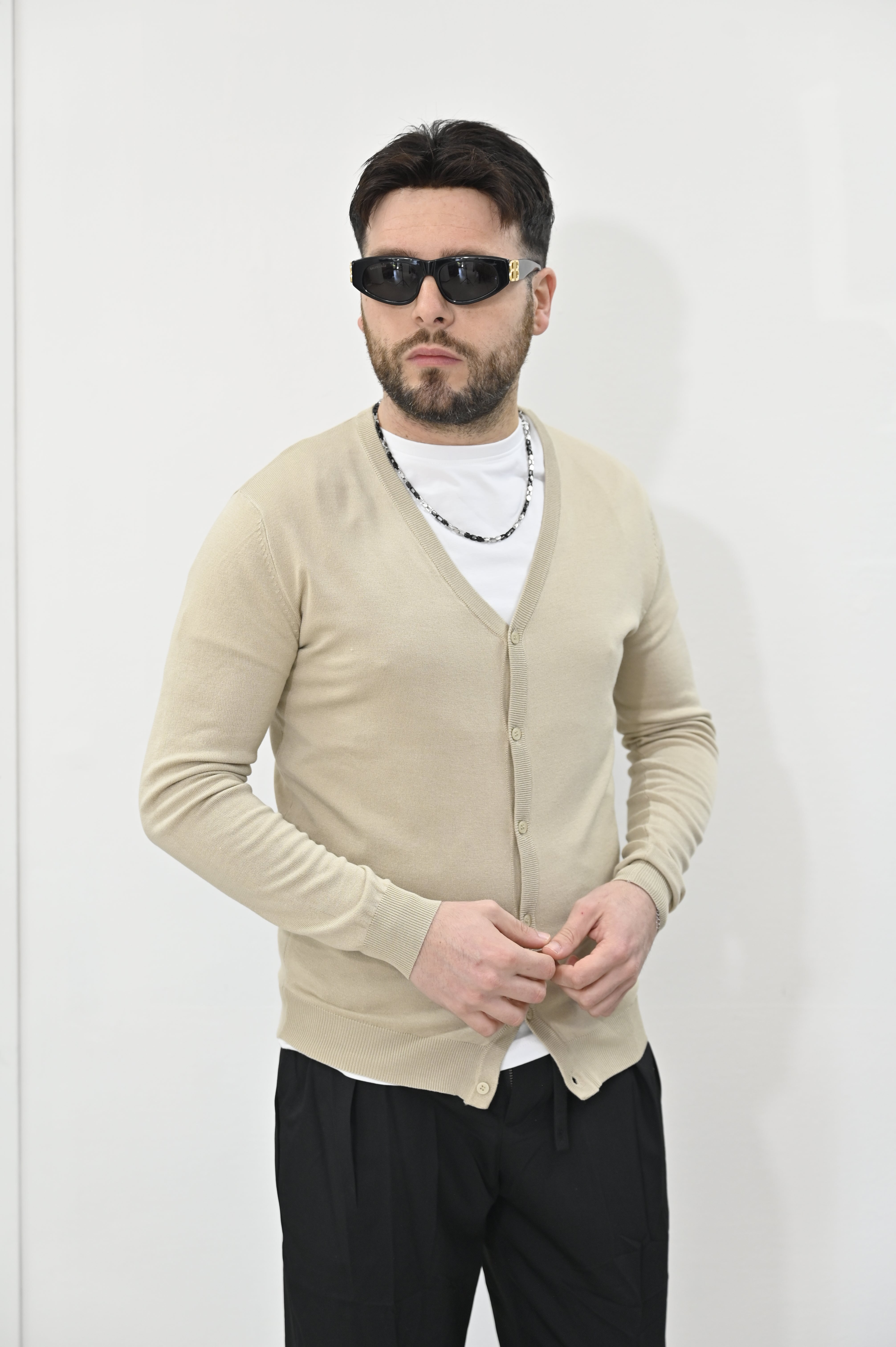 Cardigan beige in filo Gianni Lupo