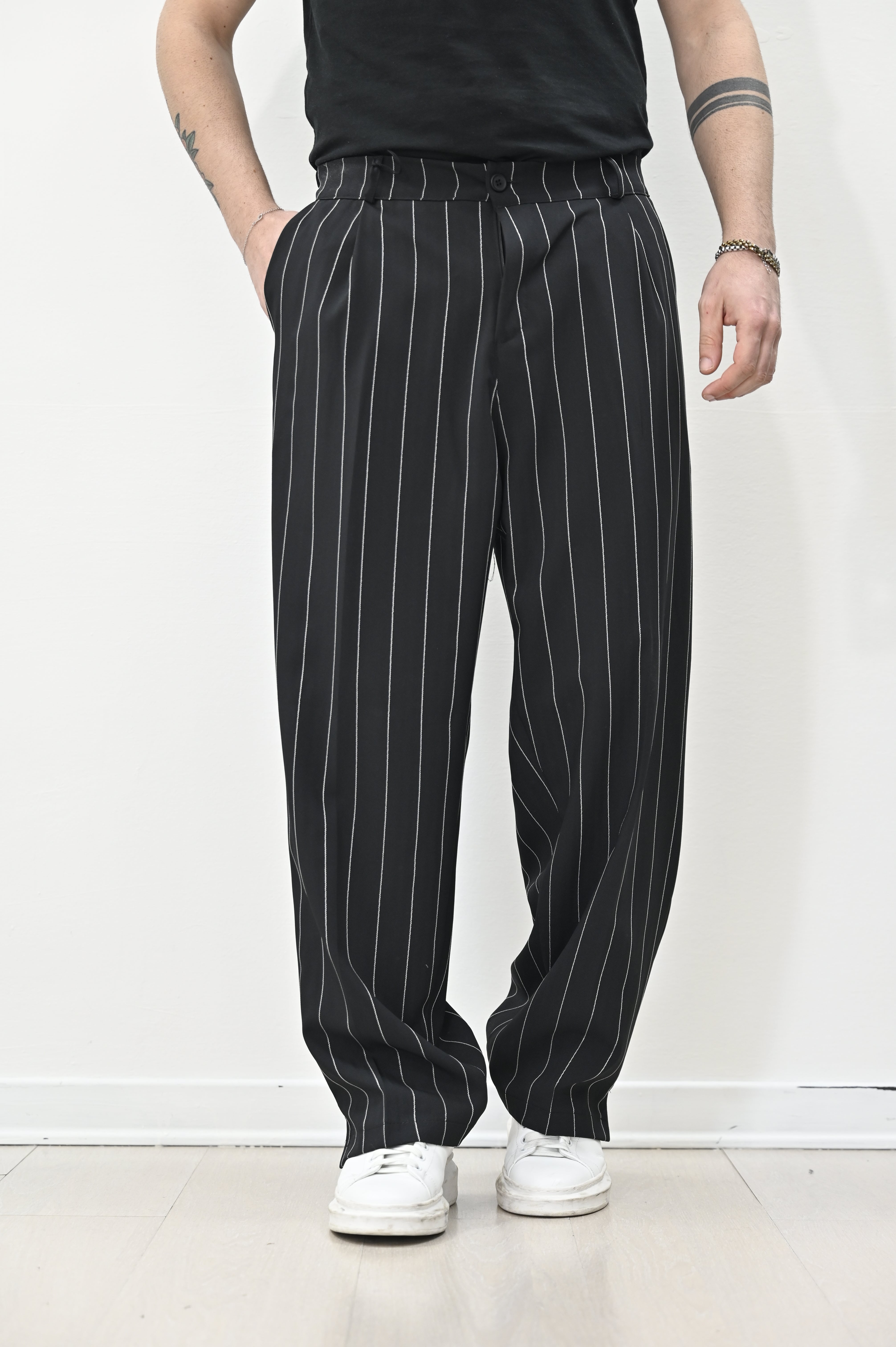 Pantalone loose gessato art. bek NJB