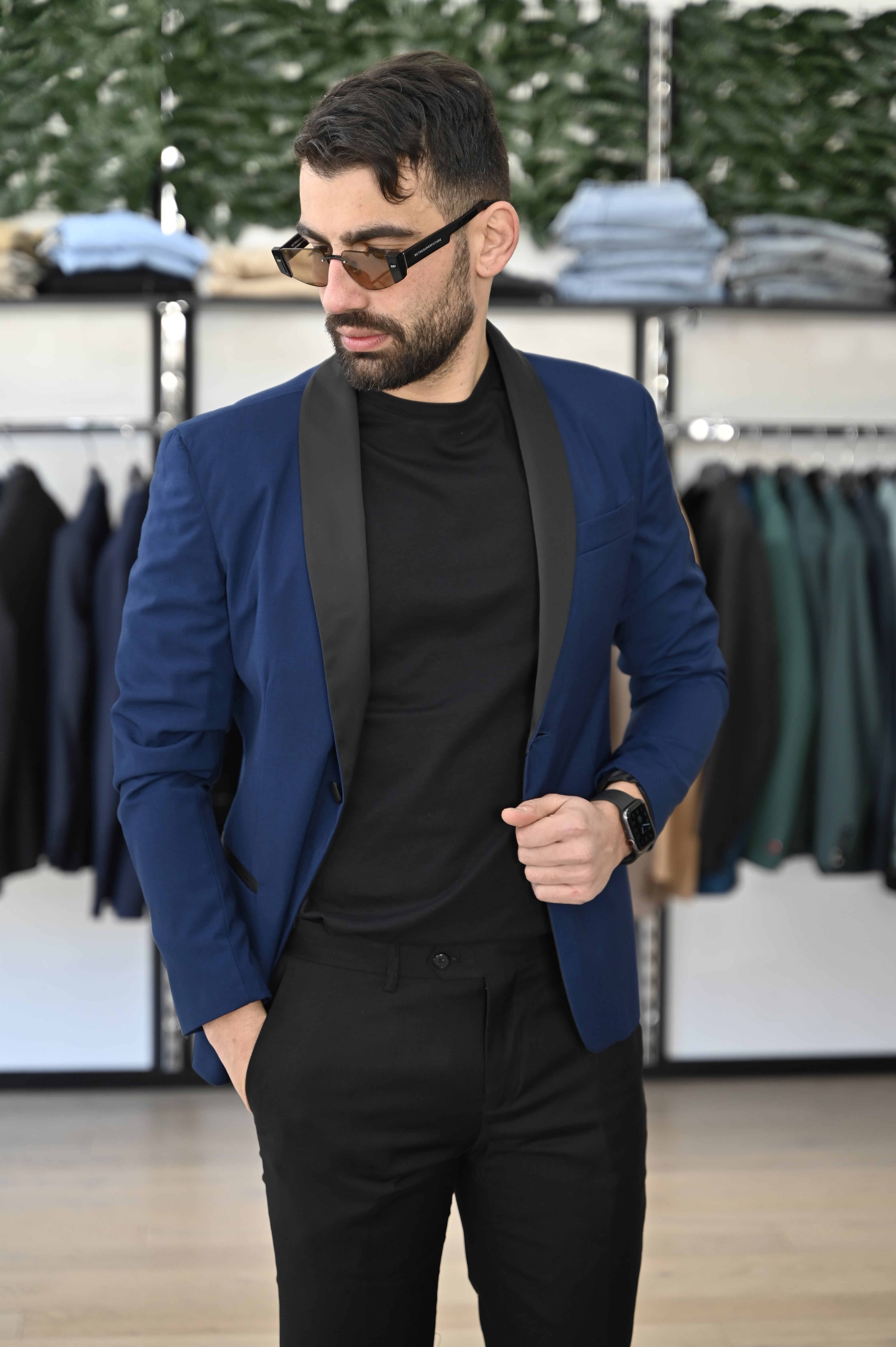 Giacca con collo in raso blu
